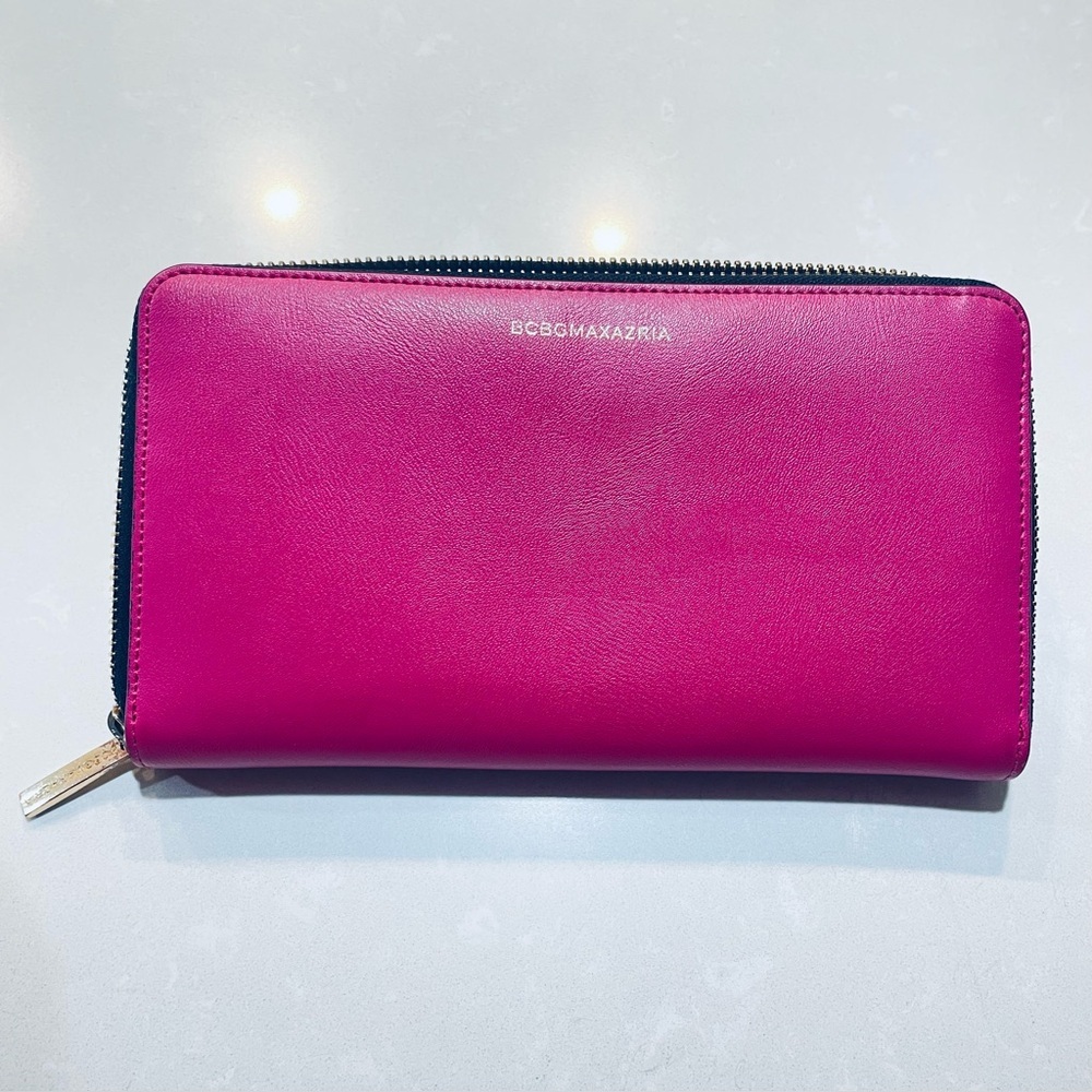 BCBGMAXAZRIA FUSCHIA WOMEN ZIP WALLET PURSE MINI BAG 3 COMPARTMENT